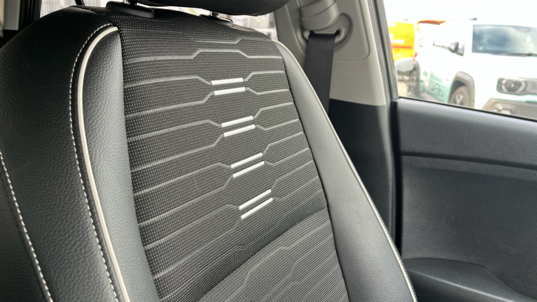 Kia Stonic 1.0T GDi 48V GT-Line S 5dr DCT Petrol Estate